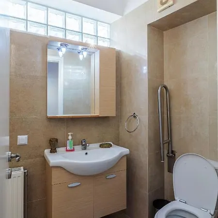 Escape In Style, Near The Sea And Center Appartamento Kalamata